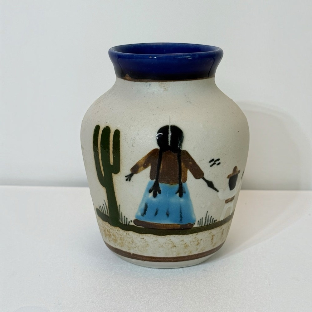 Tonala Handmade Mexican Sandstone Pottery Vase Signed 5.5" Tall Glazed Inside
